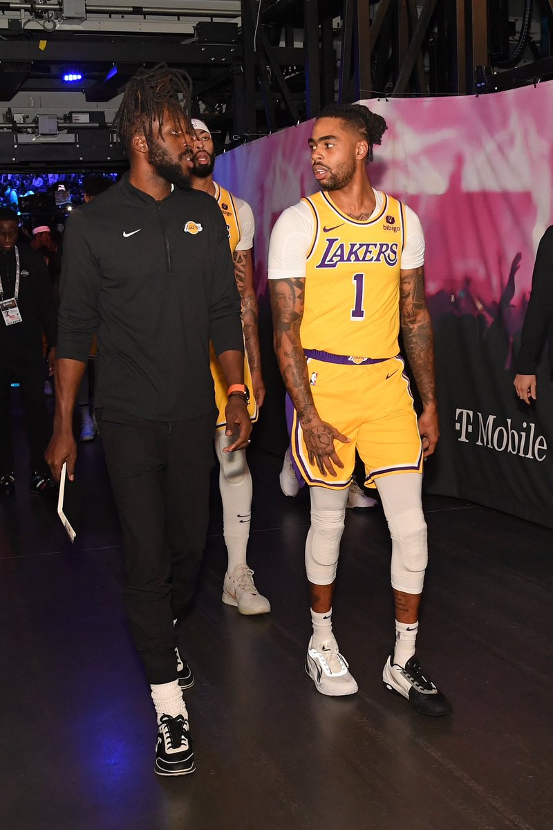 wojespn's tweet image. DeMarre Carroll is joining Kenny Atkinson’s coaching staff with the Cleveland Cavaliers, sources tell ESPN. Carroll — who played 11 NBA seasons — spent the past two years as a coach with the Lakers and Bucks.