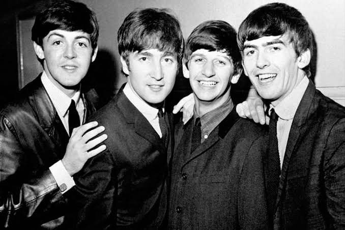 The Beatleshow. Una hora con lo mejor del cuarteto de Liverpool. Todos los días. Primera emisión, 8 am, segunda emisión, 1 pm. Solo por HG Radio. (Horario Ciudad de México).