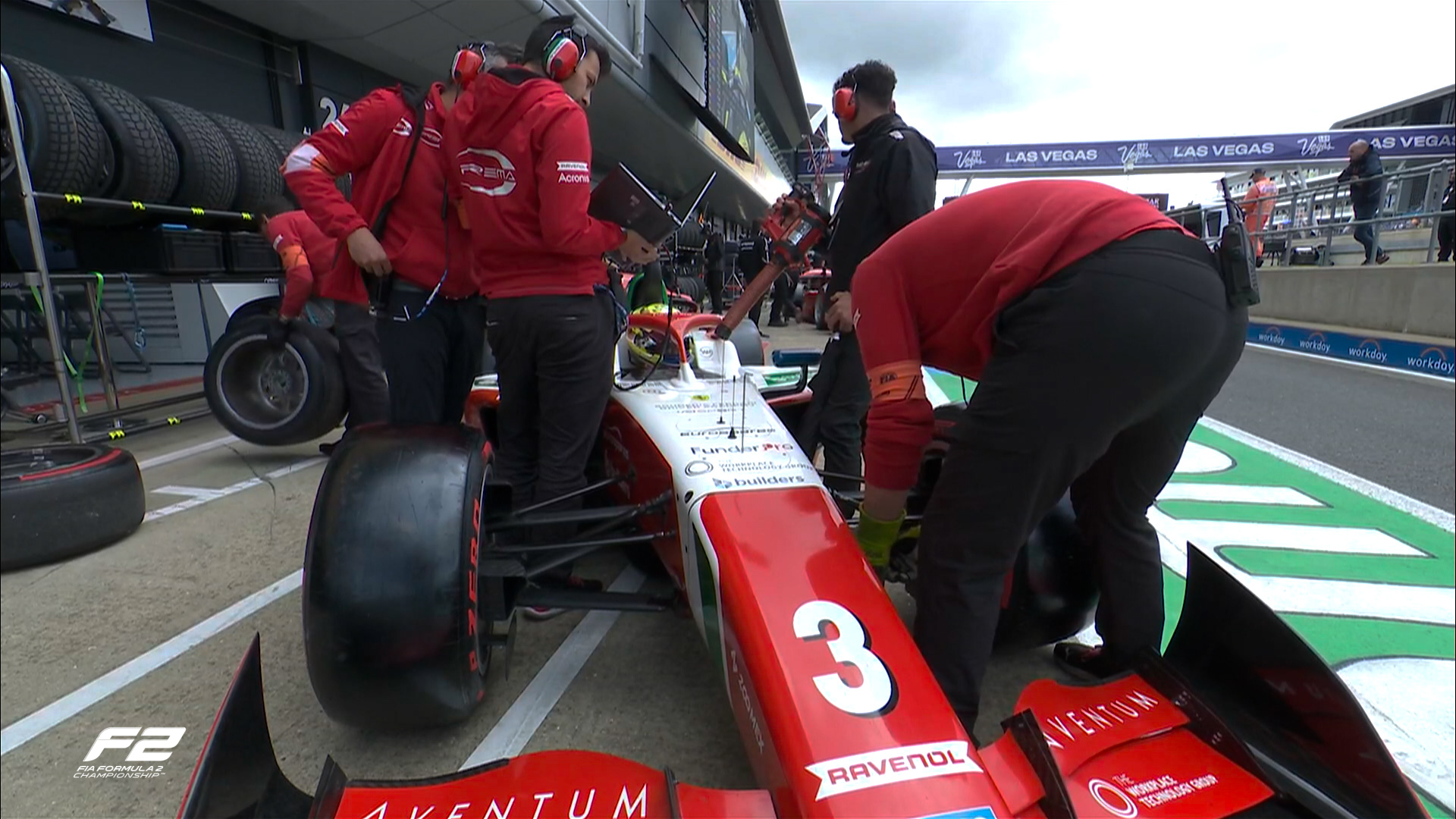 Prema Racing en los pits. Fuente: Twitter Fórmula 2