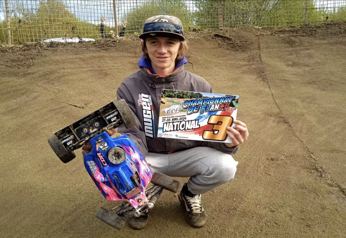 🗞️ "À 15 ans, il concourt en Espagne. Finaliste cette saison de 2 manches sur 3 du championnat de France, le jeune pilote de l’association des Petits Bolides Luatais s’est fait en 3 ans un nom dans le monde des passionnés de voitures radiocommandées"

📲 ouest-france.fr/pays-de-la-loi…