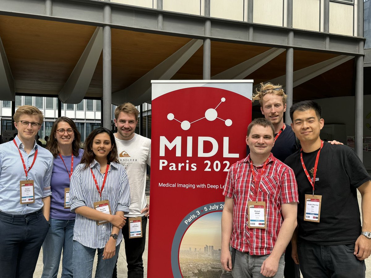 jocpae's tweet photo. AimLab at MIDL 2024 in Paris. @aimlab_tum @SideriLampretsa @Huaqi_Qiu @jonasweidner @DanielRueckert https://t.co/zz6fiQPUnn
