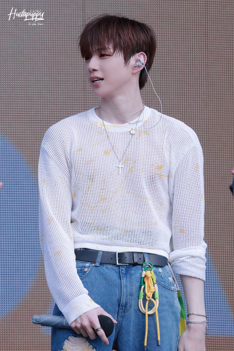 뿅 ◞ ̑̑🐶 tweet media