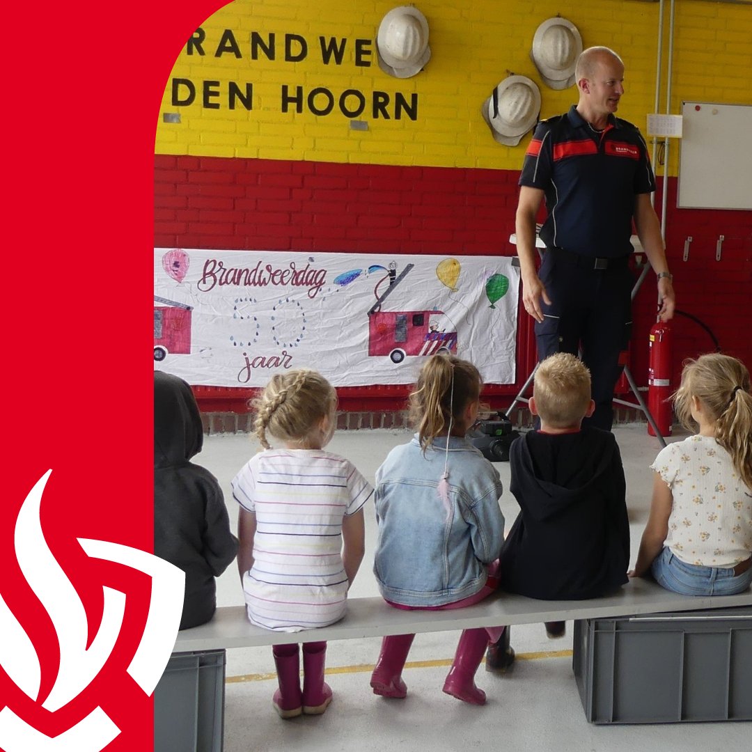 Een indrukwekkend dagje voor 140 kleuters op kazerne den Hoorn! 👩‍🚒

Bedankt aan alle collega's, juffen, meesters en natuurlijk alle kinderen voor een gezellig dag. We zien jullie sollicitatie over vijftien jaar graag tegemoet. 😉

#Brandweer #DenHoorn