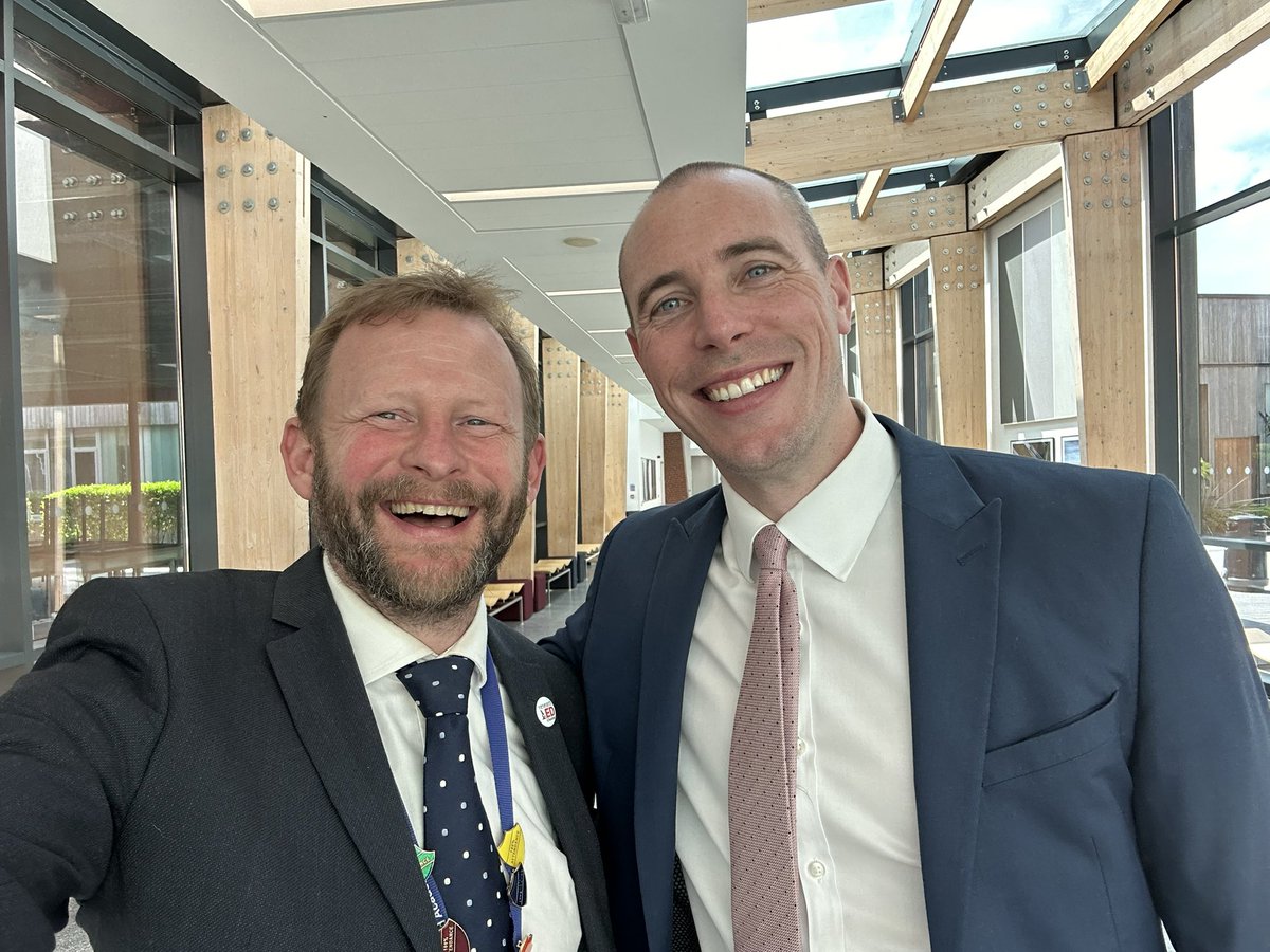 Not every day you get to have lunch with this star!! 

Great to see you <a href="/Mr_Crome/">Sam Crome</a> and thanks for the fab talks at <a href="/sir_brunner/">SirJohnBrunnerFoundation</a> Trust CPD day. 

Inspiring, thought provoking and bridging the divide between practical and academic/research. 

Have a fab weekend!