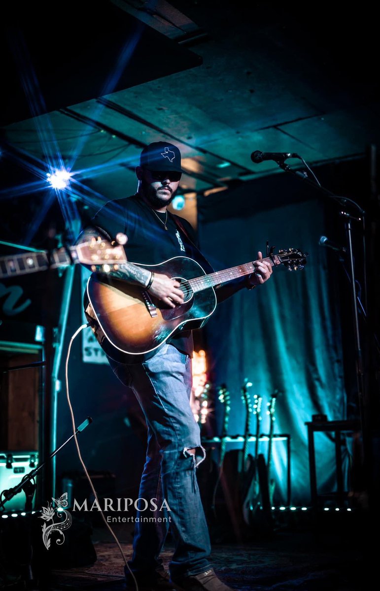 What’s up ETX! I hope everyone has a little left in the tank after throwing down yesterday on America’s birthday because, TONIGHT I’m gonna be at <a href="/craft64tx/">Van Zandt Burgers & Sports</a> in Canton, TX for some post July 4th partying. So bring your badselves and let’s do some saaanngggingg. 7PM kickoff✌🏻👊🏼
•