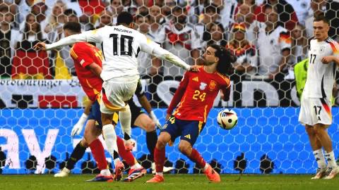 peterkschultz's tweet image. Jesus spielt doch nicht Hand? #ESPGER #EURO2024