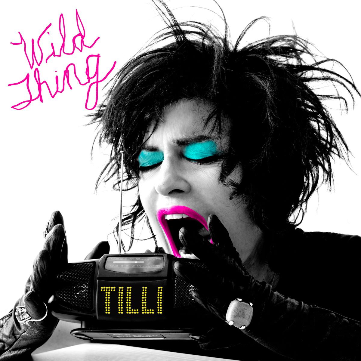 pop_village's tweet image. I'm listening to #Tilli - Wild Thing on Le Village Pop ! levillagepop.com 

Song chosen by @secondscenemag1 for @pop_village ! 😉