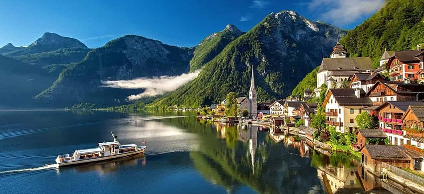 Travelmates_'s tweet image. ايش الفعاليات اللي ممكن تسويها قريبة من #هالشتات 🇦🇹😍
 : 👇👇

1. هالشتات:
تمشية بسنتر هالشتات مع جولة بالسفينة + منجم الملح ...

2. بحيرة غوساو :
تقدم هذه البحيرة مناظر طبيعية خلابة وفرصة لركوب القوارب ...

3. باد إيشل :
المعروفة بـ "بلدة الملوك"، تقدم جولات بالقطار السياحي…