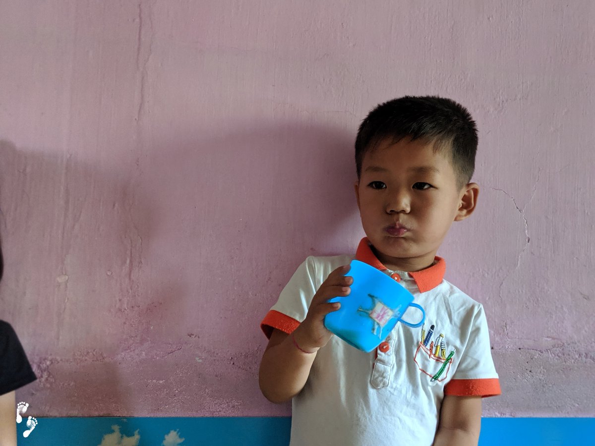 Fun fact: soy is the only complete plant-based protein containing all the essential amino acids. Go soymilk! 🥛