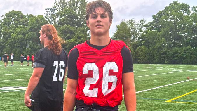 BROWN PROSPECT CAMP | Several Talented Playmakers Impress (WR/TE/RB)

📈A look at several talented playmakers who turned heads at BROWN💯

✍️STORY ▶️ sixstarfootball.com/article/brown-…

<a href="/Nathan_Benzie/">Nathan Benzie</a> <a href="/Jackberger25/">Jack Berger</a> <a href="/NathanCarr330/">Nate Carr</a> <a href="/Karsten__44/">Karsten Cornell</a> <a href="/ColeDenny25/">Cole Denny</a> <a href="/errico_brandon/">Brandon Errico</a> <a href="/michaeljfrankie/">Michael Frankie 25’</a>
