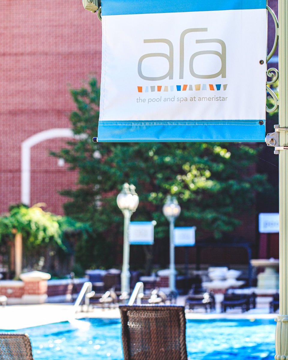 AmeristarSC's tweet image. Looking for the perfect weekend vibe? 🍹🍔💦 Cool off at our pool bar and grill, open just for our hotel and spa guests!  bit.ly/4cvc2dc

#pool #resortpool #summer #poolseason #spf #summer #swimming #sun #summervacation #weekendvibes #burgers #NationalGirllingMonth
