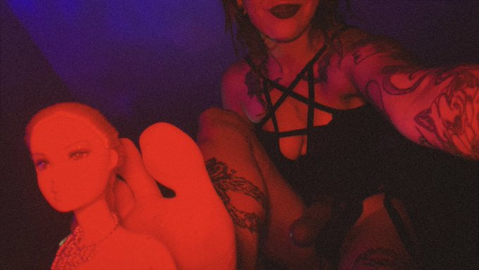 Caught you, Bimbo! Told you ur just a doll to me.  Who&rsquo;s willing to join this poor creature? https://t<a href="/tag/dominatrix"class="tags"><span>#dominatrix</span></a><a href="/tag/mistress"class="tags"><span>#mistress</span></a><a href="/tag/sissy"class="tags"><span>#sissy</span></a><a href="/tag/hypnodomme"class="tags"><span>#hypnodomme</span></a><a href="/tag/hypnokink"class="tags"><span>#hypnokink</span></a>