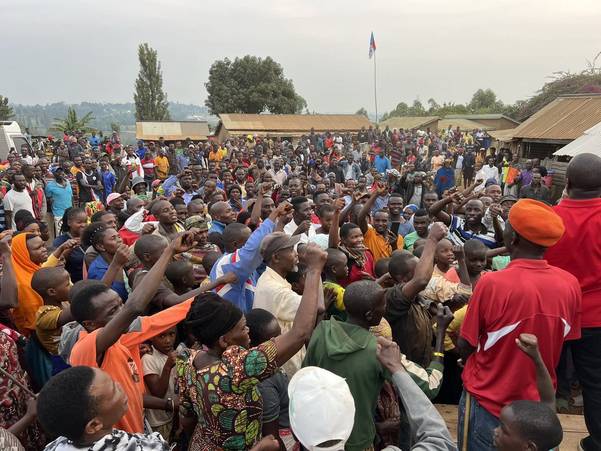 Paome Oloinyo (@parmundoro) on Twitter photo Kamanda <a href="/HecheJohn/">John Heche</a> mjumbe wa kamati kuu ya <a href="/ChademaTz/">Chama cha Demokrasia na Maendeleo</a> Akiendelea na ziara yake kanda ya serengeti Jimbo la tarime vijijini kijiji cha Borega kata ya Ganyange. Kamanda <a href="/HecheJohn/">John Heche</a> mjumbe wa kamati kuu ya <a href="/ChademaTz/">Chama cha Demokrasia na Maendeleo</a> Akiendelea na ziara yake kanda ya serengeti Jimbo la tarime vijijini kijiji cha Borega kata ya Ganyange.