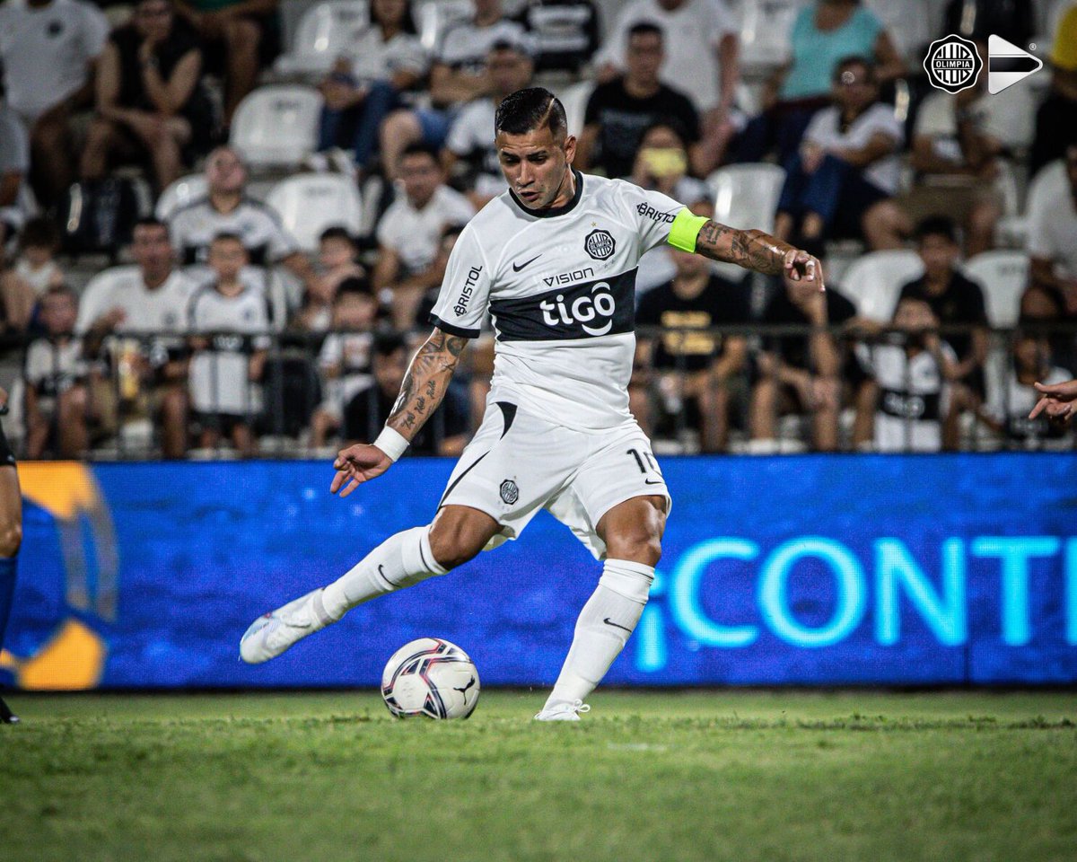 diegorolcan86's tweet photo. Derlis González no viajará a Buenos Aires para los amistosos de Olimpia.

 A partir del lunes, Derlis trabajará a doble turno en la Villa y se integrará por completo al grupo en la semana de inicio del campeonato @TigoSportsPY https://t.co/znWaXJj587