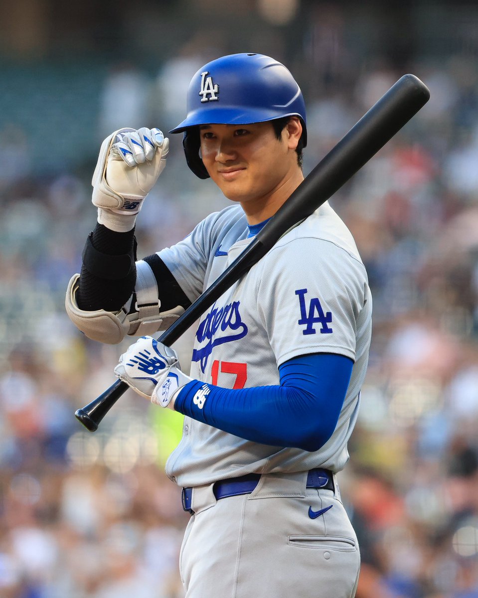 mlbespanol's tweet photo. ¡Feliz cumpleaños, Shohei! 🎉 🥳 https://t.co/qK2Jtwqwbc