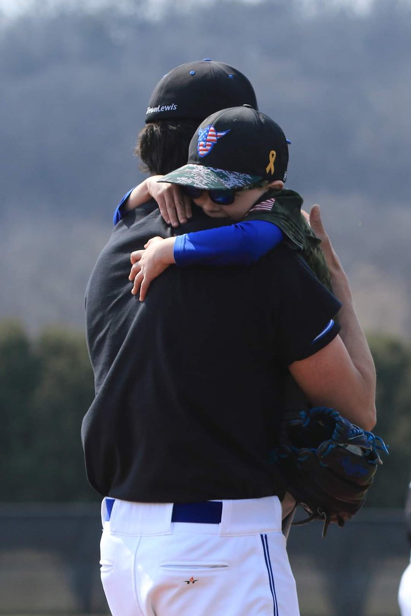 Luther Baseball tweet media