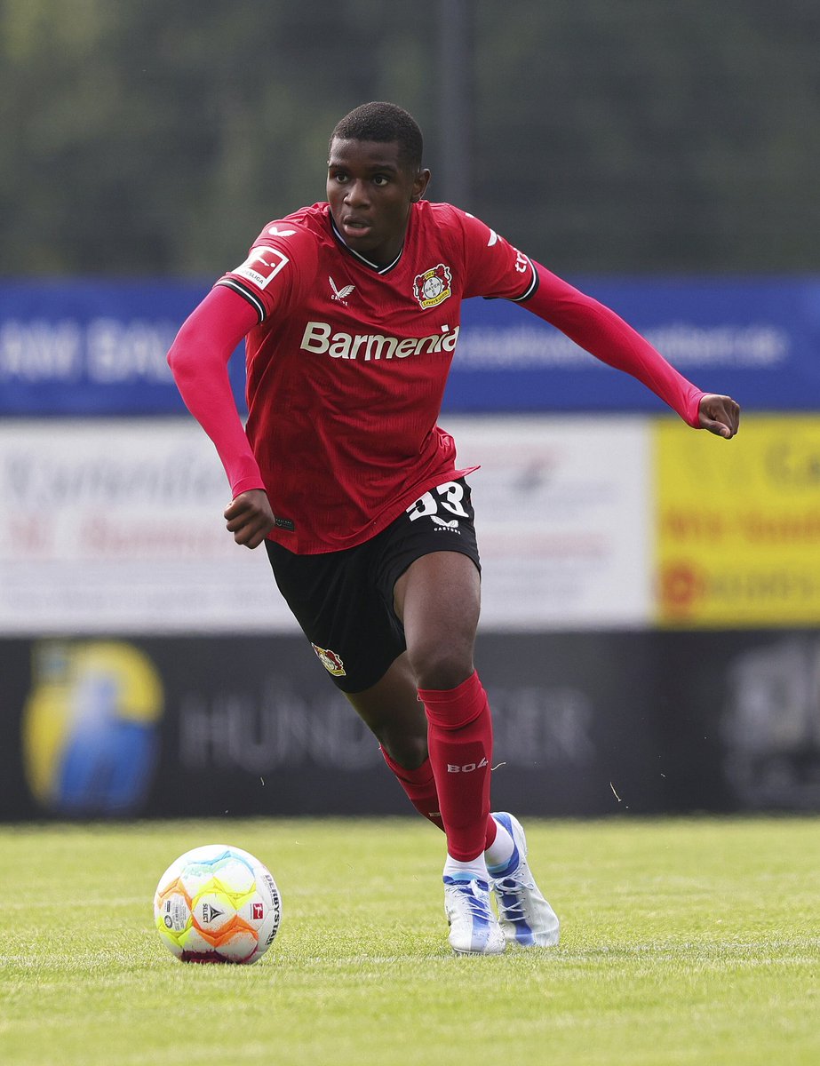 Mady Monamay (défenseur, 18 ans, 2006) <a href="/bayer04fussball/">Bayer 04 Leverkusen</a> suscite l'intérêt de <a href="/ClubBrugge/">Club Brugge KV</a> , <a href="/rscanderlecht/">RSC Anderlecht</a> et <a href="/KRCGenkofficial/">KRC Genk</a> 
#transfert