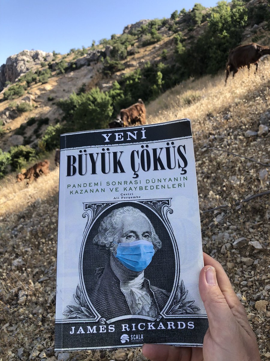 kommagene's tweet photo. #covid19 #US Ekonomisi #finans #ekonomikitapları
Kişisel Değerlendirme:Kitap Covid19 ağırlıklı, pandemiler ve ABD ekonomi(*ve Dünya’ya etkilerini*)sine etkilerini geniş bir perspektifte okuyucuya sunuyor. Ben gayet başarılı buldum. https://t.co/HyUtBSmOR4