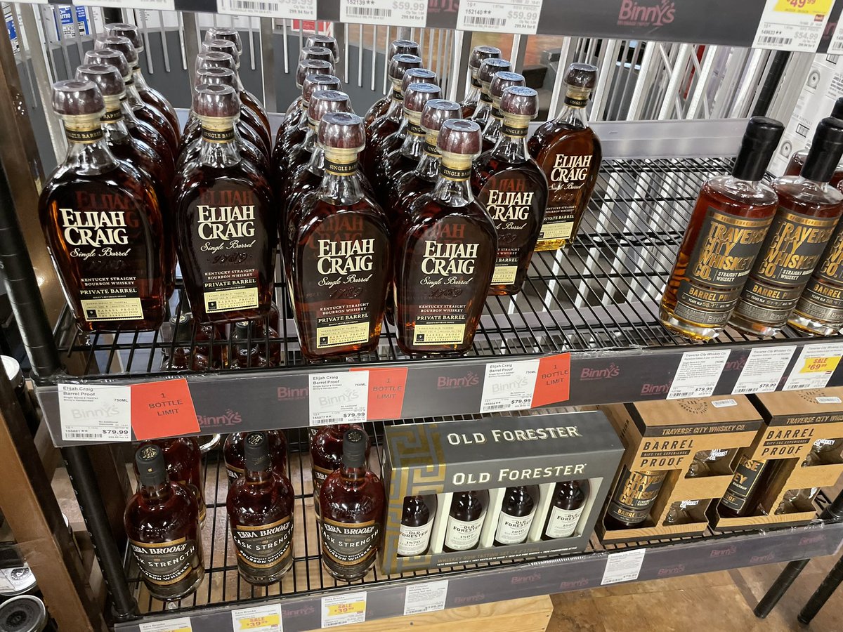 nickferro's tweet photo. @BourbEnthusiasm I just picked up a 10 year barrel pick (BP) from Binny’s in Chicago, but it’s just not worth the $80 so far. I had tried a 9 year of their EC BP last year and it was far better. Also have the B524 and it’s a lot better than this bottle. Hoping it opens up and will revisit. https://t.co/Gd8P4G4zNX