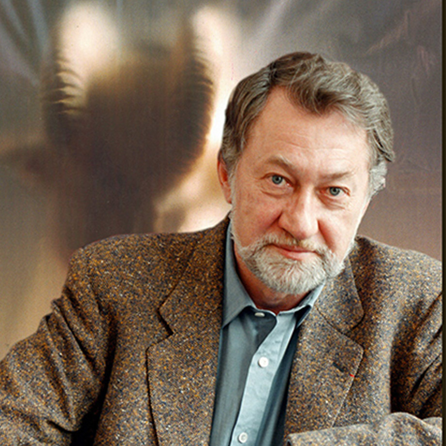 ACTiF_ANR's tweet photo. Ancien directeur du Festival d'Avignon (de 1980 à 1984, puis de 1993 à 2003), Bernard Faivre d’Arcier se définit lui-même comme « un énarque amoureux des artistes de la scène ». Il nous a accordé un entretien riche et généreux, qui nous apporte de précieuses pistes de recherches. https://t.co/kZdA7kNdIi