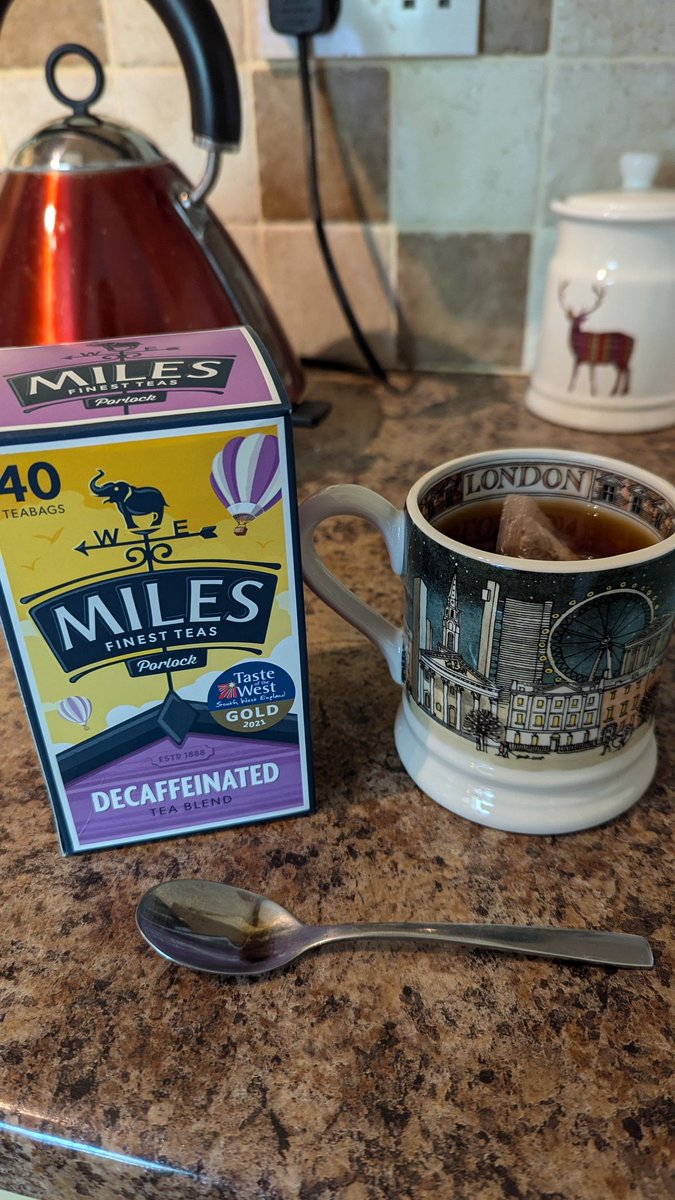 It's tea o clock somewhere in the world. Who wants a cuppa? 😍 #teaclub M