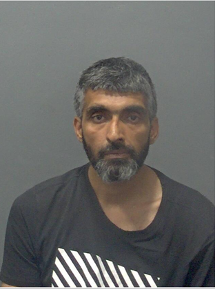 bedspolice's tweet photo. #APPEAL | Do you know this man and can you help us find him ?  We’re looking for Navid Nazir, 43, who has been recalled to prison. He has been recently seen in Luton.  Can you help us trace him? Contact 101 or  online  https://t.co/jDr3Hs3CTe with the reference 40/29187/24. https://t.co/phGVU2Miq8
