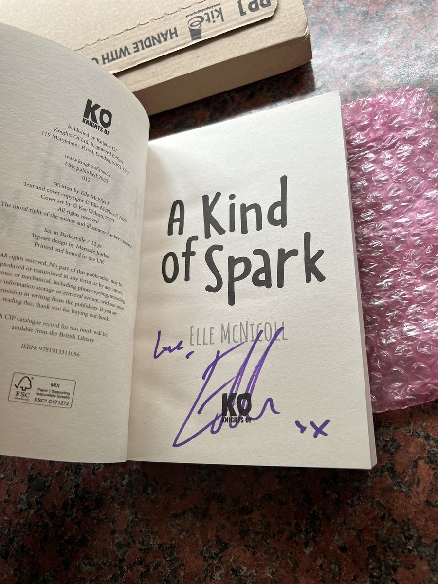 Shame7104's tweet photo. I did a thing and I’m very happy with my purchase🫶🏻
@BooksandChokers https://t.co/B6IOZhgjJN