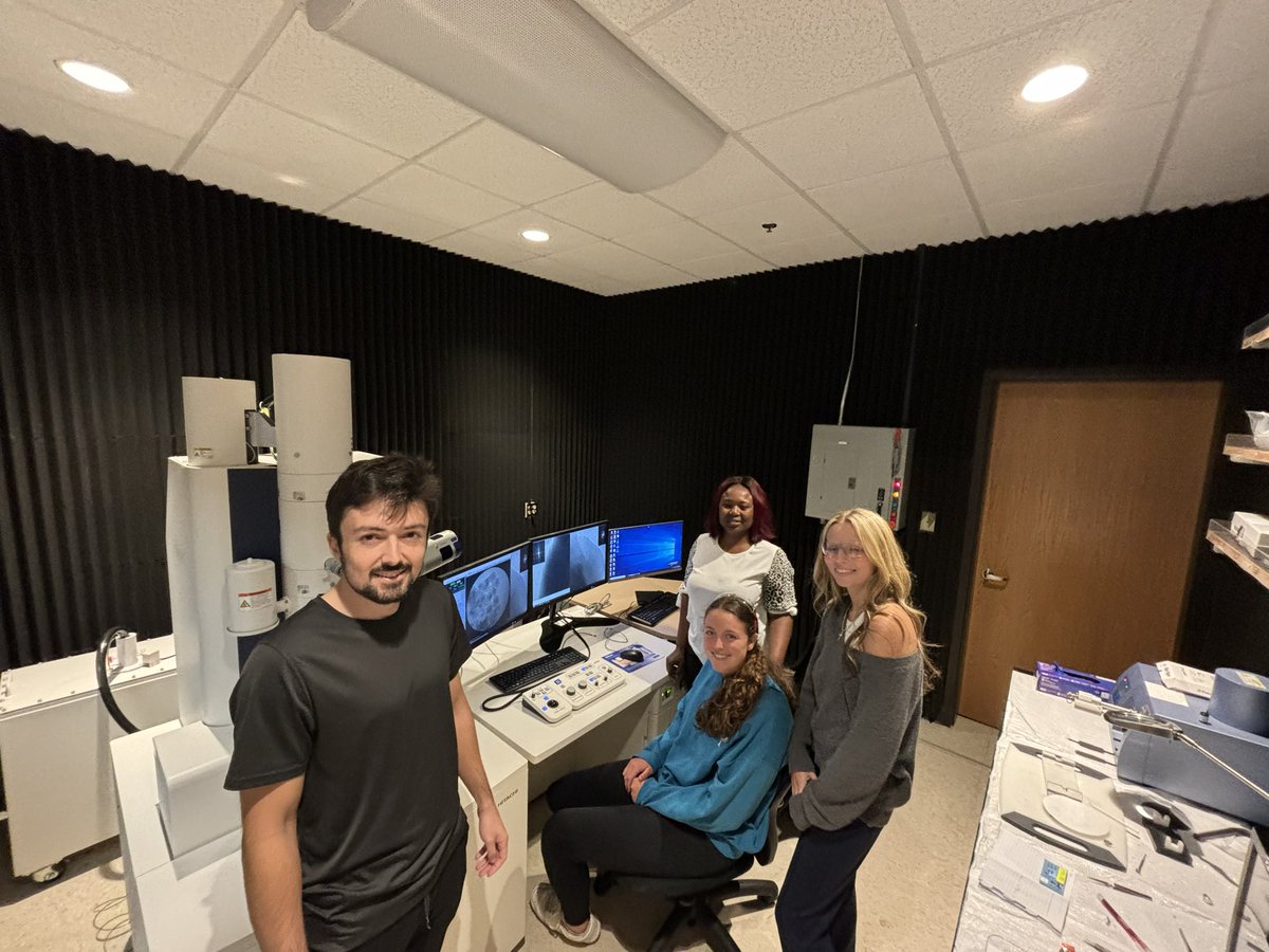Thompson Mefford (@thompsonmefford) on Twitter photo Friday discoveries include <a href="/ClemsonHonors/">Clemson Honors</a> EUREKA! students characterizing the magnetic nanoflowers they made earlier in the week. <a href="/ClemsonResearch/">ClemsonResearch</a> <a href="/ClemsonCECAS/">Clemson Engineering, Computing & Applied Sciences</a> Friday discoveries include <a href="/ClemsonHonors/">Clemson Honors</a> EUREKA! students characterizing the magnetic nanoflowers they made earlier in the week. <a href="/ClemsonResearch/">ClemsonResearch</a> <a href="/ClemsonCECAS/">Clemson Engineering, Computing & Applied Sciences</a>