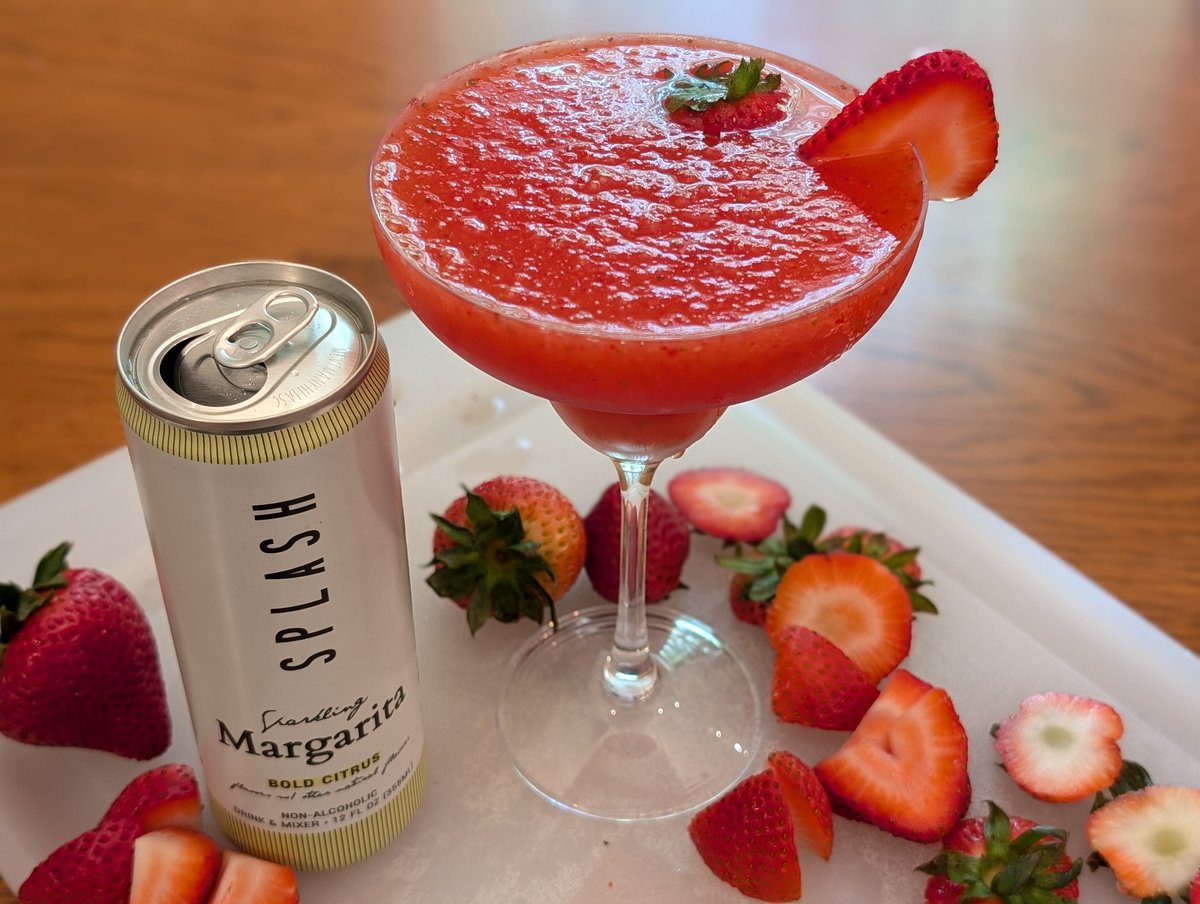 SplashMixers's tweet image. Simple, delicious Frozen Strawberry Margarita, crafted with Splash Mixers

splashmixers.com/blogs/news/rec…

#mocktails #cocktails #easyrecipes #drinks #frozenmargarita #margarita #liftyourspirits