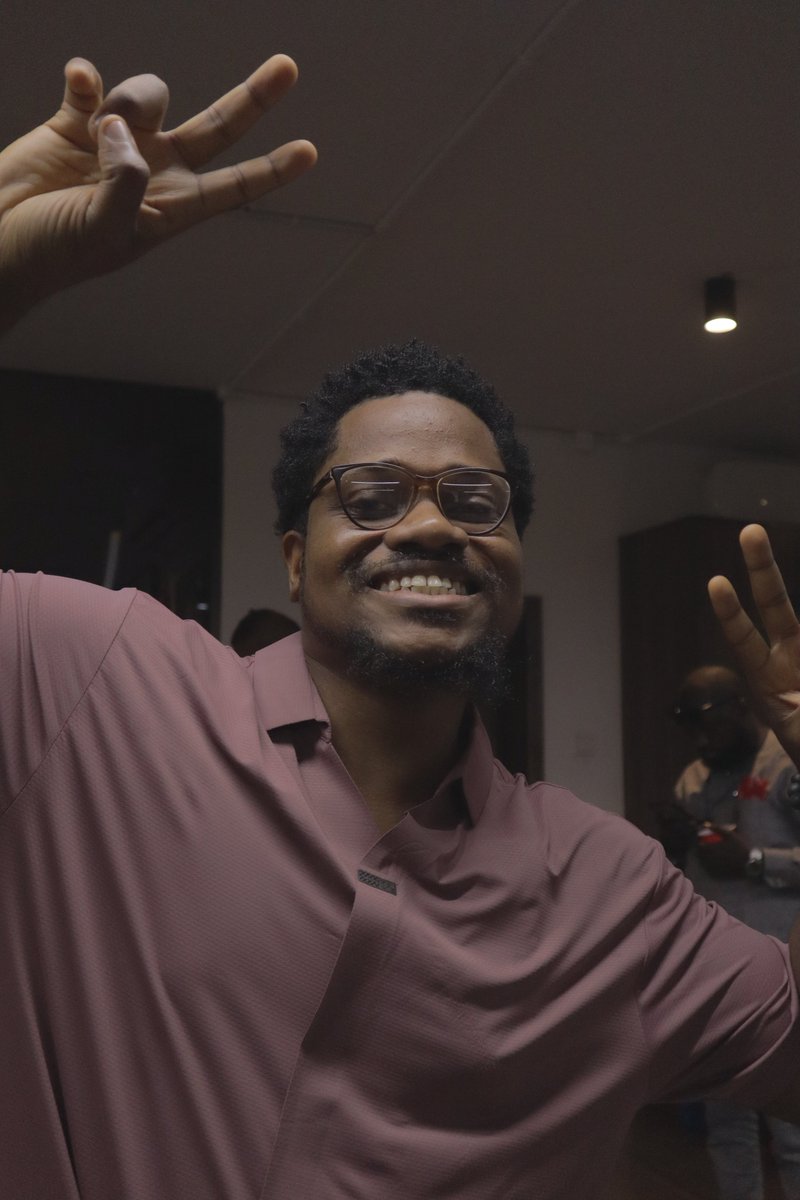 Descasiofficial's tweet image. 2/3

Visit descasio.io today!

#Descasio #tgif #fun #team #theweeknd