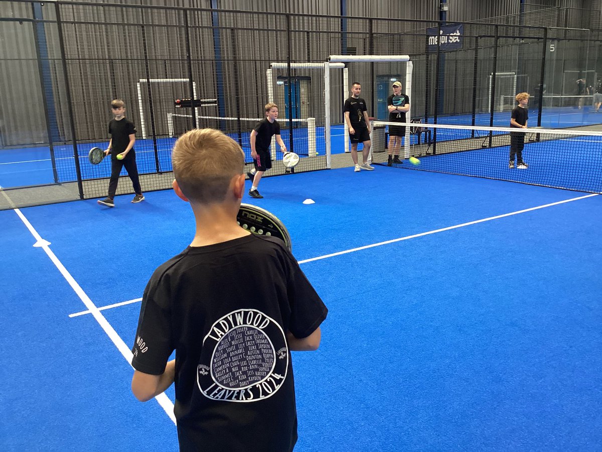 MrStevensLW's tweet photo. Thank you to our friends at @wearepadel_uk for welcoming our children for their first padel experience. @DerbyshireIS The children are keen for another go! 🎾🎾🎾 @embarkfed https://t.co/BQlHpYEEYz