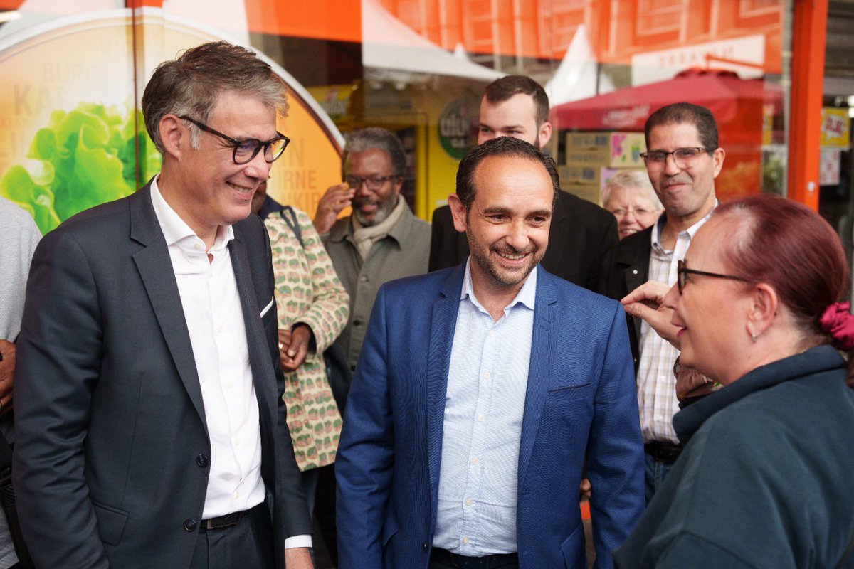 faureolivier's tweet photo. La campagne jusqu’au bout c’est à dire jusqu’à la victoire ! avec @RomainEskenazi ✊

#NouveauFrontPopulaire https://t.co/DE51s4t4Yy