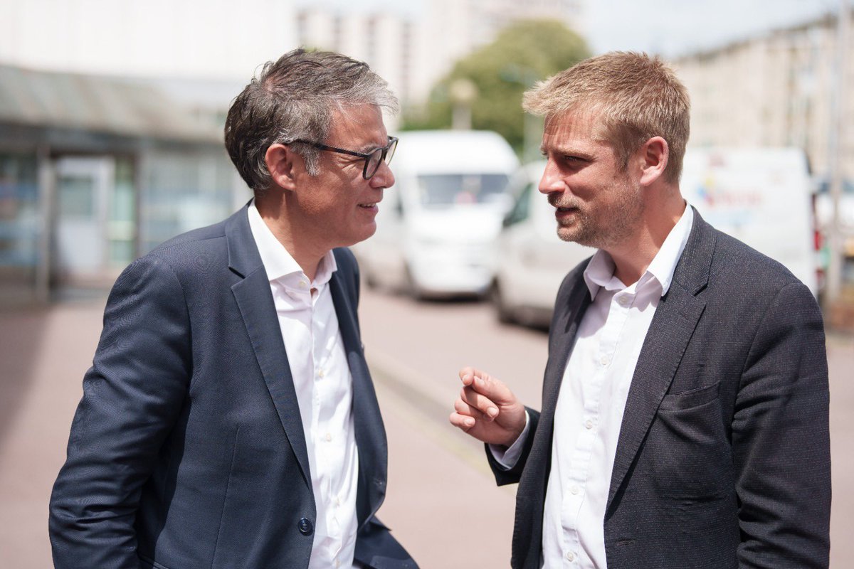 faureolivier's tweet photo. La campagne jusqu’au bout c’est à dire jusqu’à la victoire ! avec @RomainEskenazi ✊

#NouveauFrontPopulaire https://t.co/DE51s4t4Yy