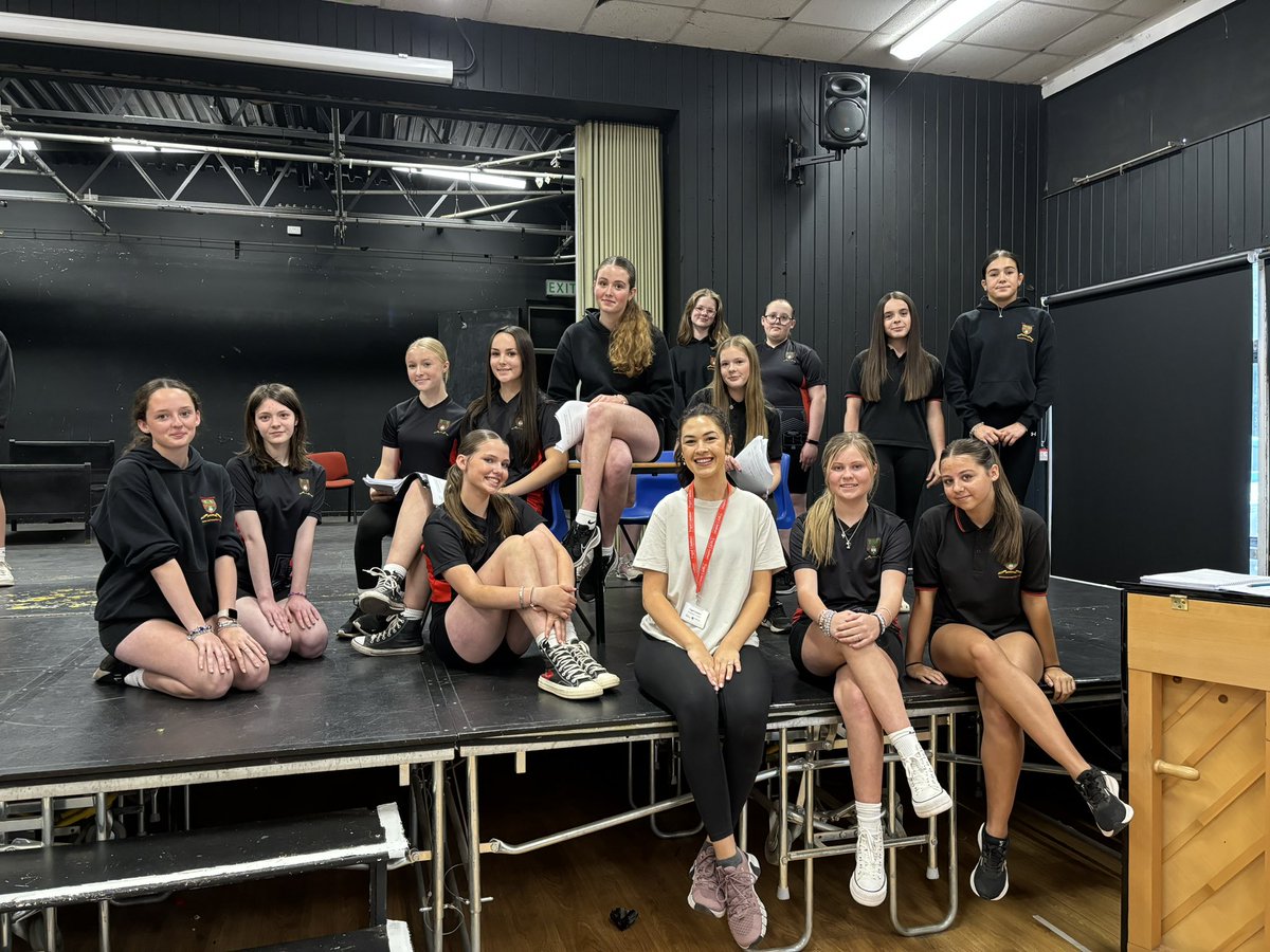 Adran Gerdd Ysgol Llanhari tweet media