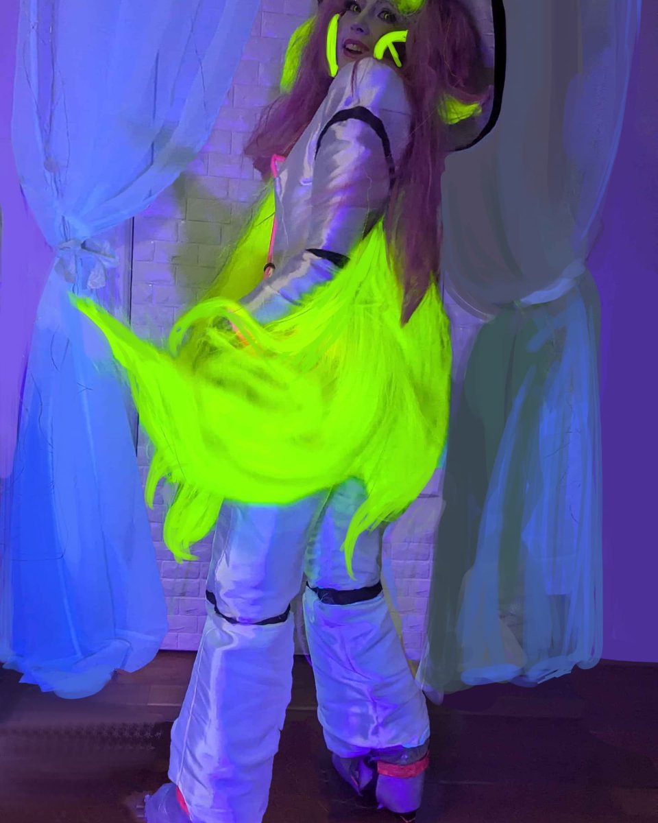 fug0th's tweet photo. After 140 hours of work my yoomtah remake is complete! (Yt build video below) #epitheterased #cosplay https://t.co/2PN7Om24gk