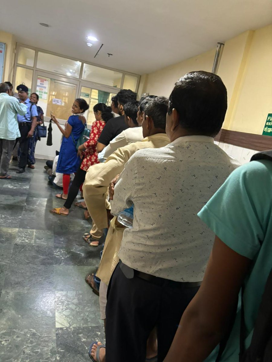 It's frustrating that in this digital age, there's no online appointment or registration for Dr. Ramnath Mishra. I had to stand in line for 2 hours just to get registered. Please consider  to support your patients better. #achyuta_samanta #KIMSBBSR