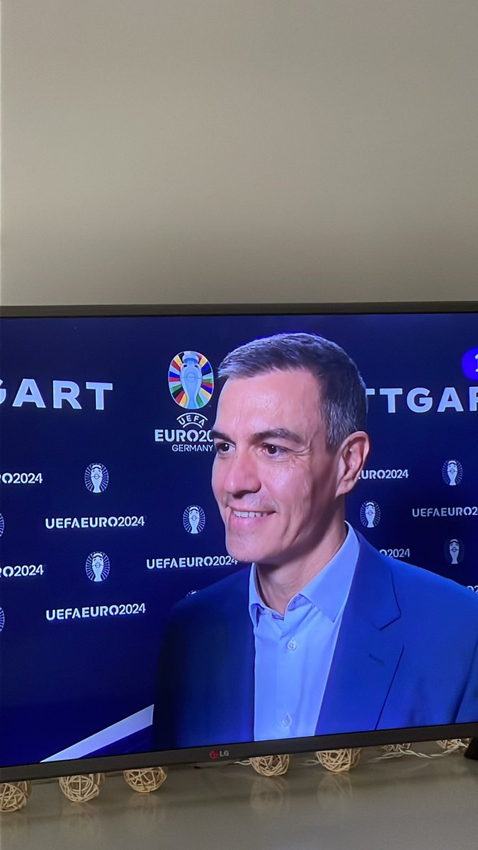 Alguien conoce a este delantero ?