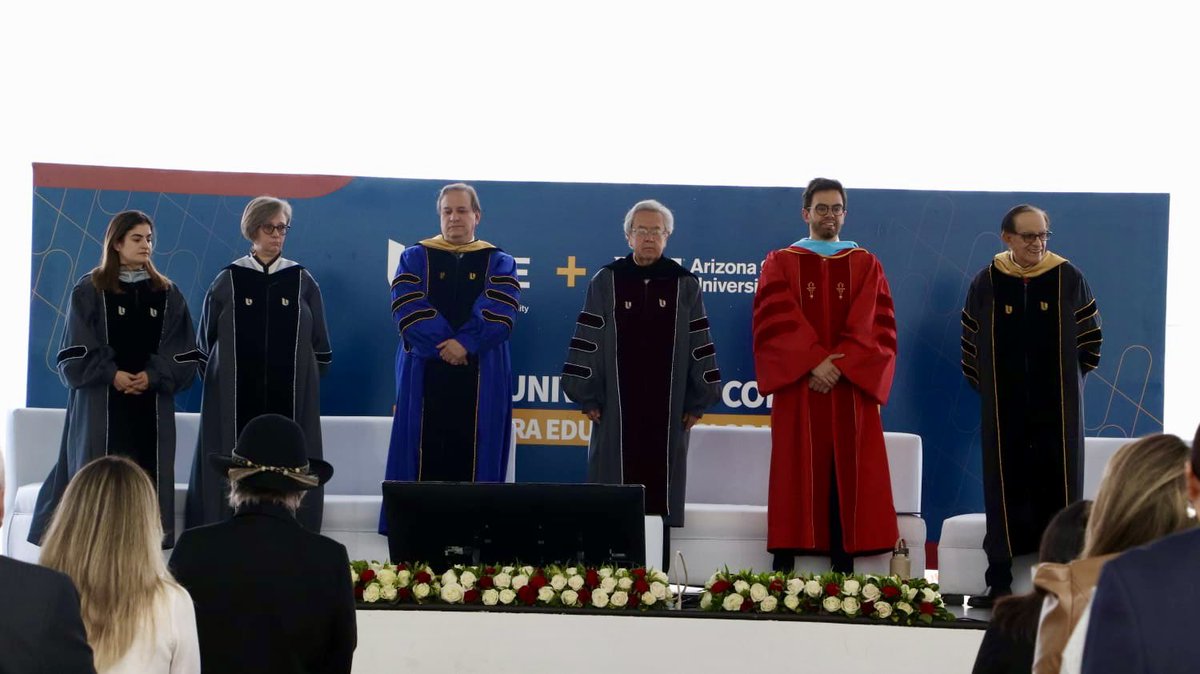 UIDE's tweet photo. Hoy | Iniciamos el evento de posicionamiento del nuevo rector de la #UIDE.

Este hito marca el comienzo de una nueva etapa de excelencia académica 📚 y liderazgo en nuestra institución. 💡 https://t.co/RnfMdmyLWx