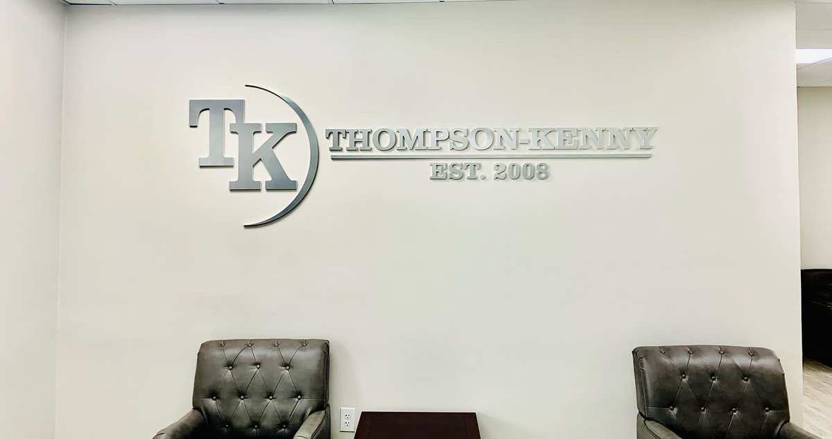 Extreme_Images1's tweet photo. Routed letters + a brushed aluminum vinyl overlay! 😍 https://t.co/AX8BASa5ww