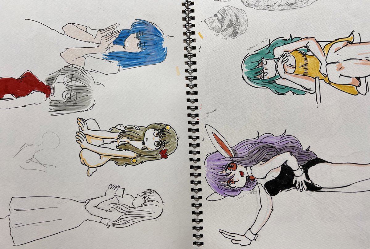 ビール飲みながら落書きしてたらまた一冊スケブを描き切った でもこれから先十冊二十冊飲酒落書きでスケブ潰してもそこに真面目さが無いなら画力向上の足しにはならない けどまぁ 落書きは楽しい