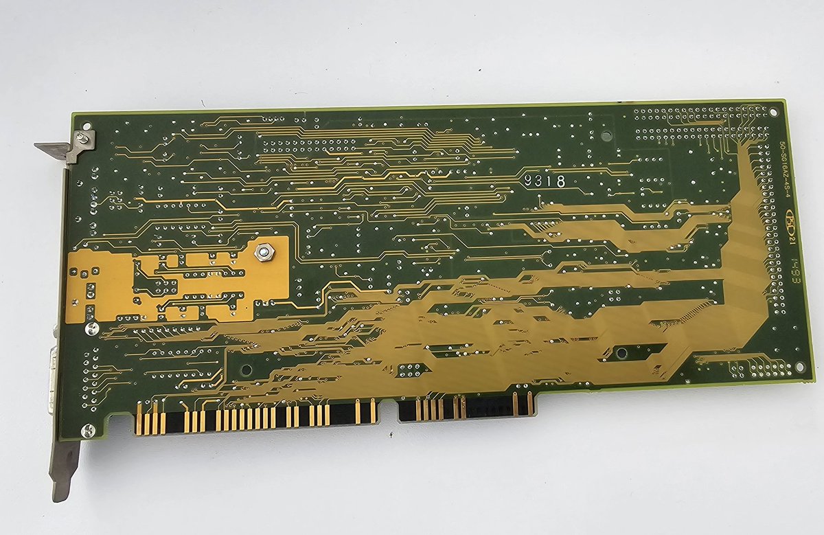 VejvyCZ's tweet image. Nedávný test zvukové karty s počítačem značky Compaq pro kamaráda, škoda že to vše hází na bazary.... klidně bych tu kartu strčil na tablo...
#oldcomputers
#msdos
#Windows95
#Windows98