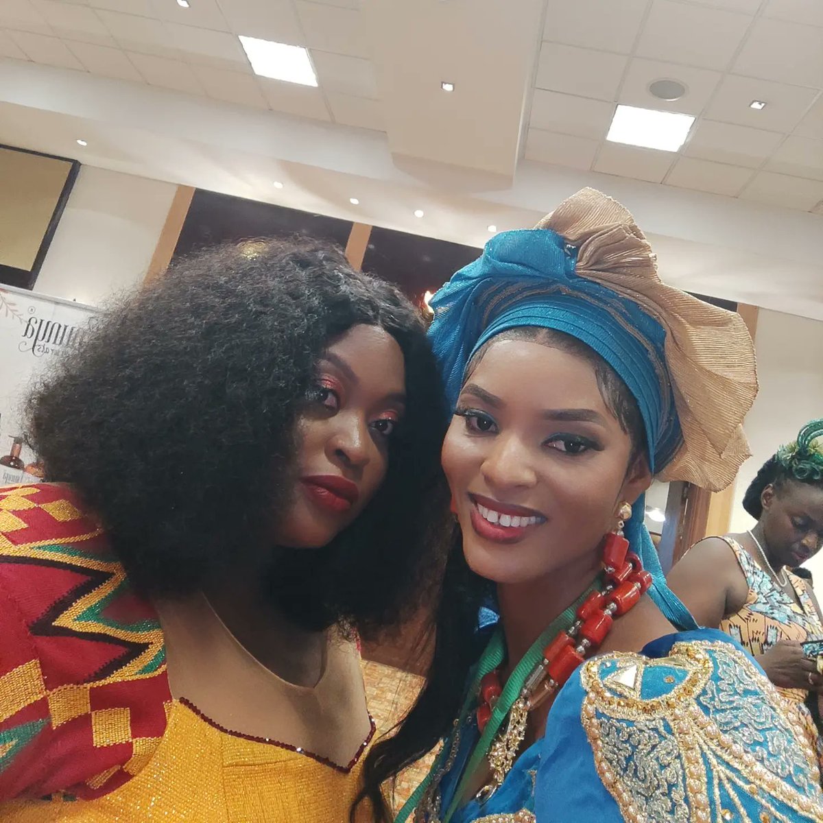 LadyAkwaugo1's tweet photo. It's always a joy connecting with my beloved Ghanian @visionary_africanwomen / Sisters.
Sending Love, Great admiration and Appreciation to my Ghanian Sisters @tornyeamedume -VAW Country. Director Ghana, @iam_gellawood - VAW Coordinating Head VAW Africa and others. 
I love You 🇬🇭 https://t.co/hlTwJgTkrg