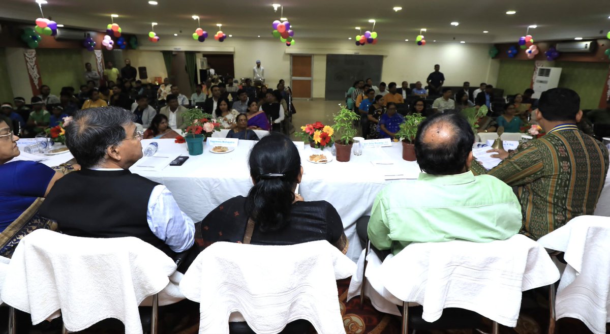 PravatiPOdisha's tweet photo. Delighted to join the Rotary Club of Bhubaneswar Meadows for their 10th Installation Ceremony at @otdcltd Panathnivas. 

And Also celebrating a legacy of service and looking forward to a future of impactful community projects.
@odisha_tourism https://t.co/Z5RwyWMeXk