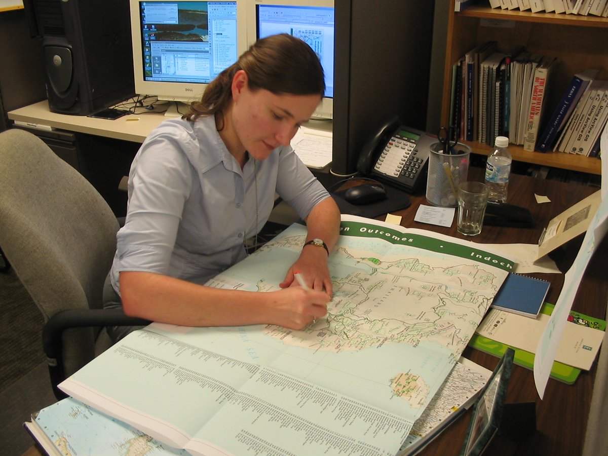 KelleeKoenig's tweet photo. 20 years ago today, I started at Conservation International with a 6 month contract to work on a series of maps. How time flies! This photo is from that first year-- note the monitors and tower. https://t.co/My3Rcwn92g
