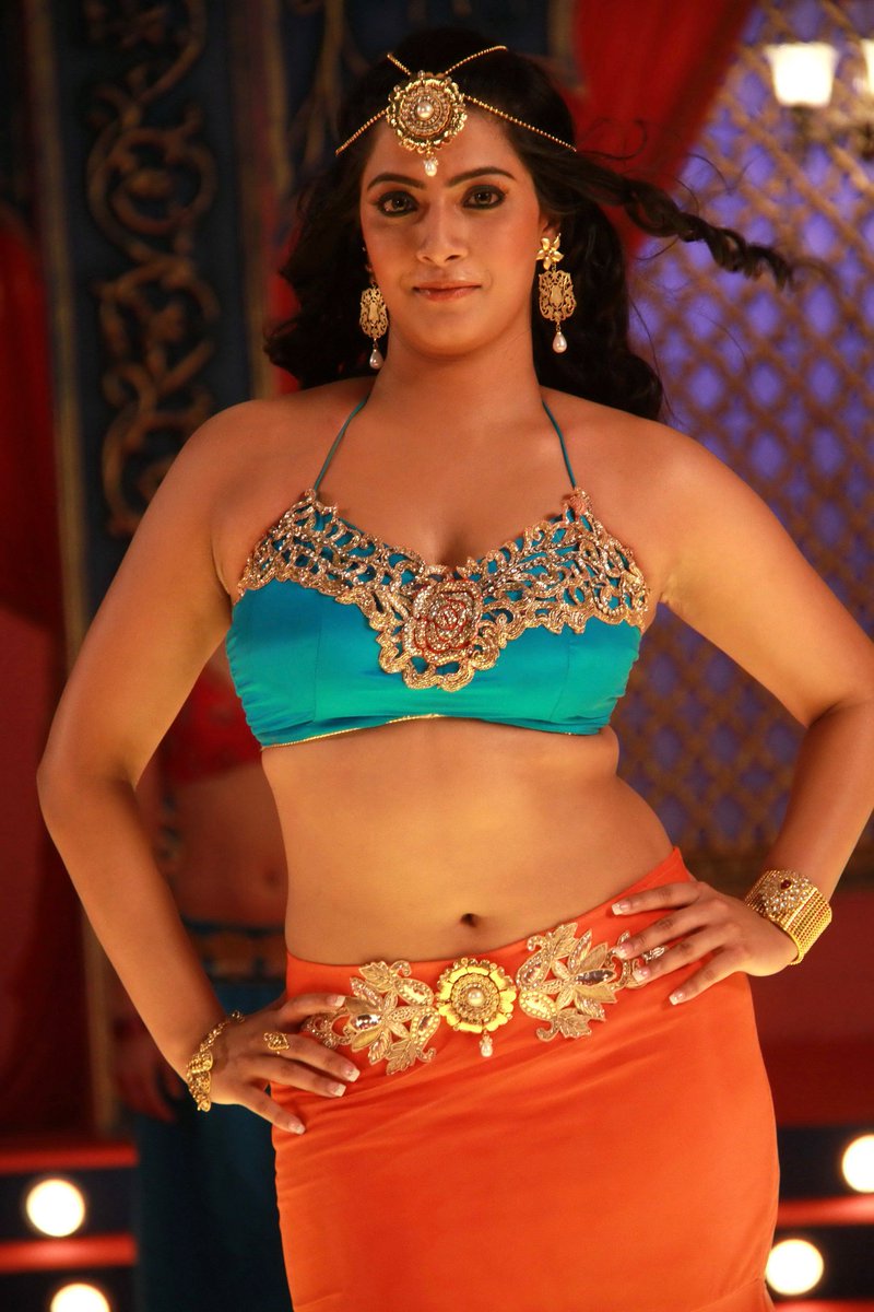 SENTHIL640197's tweet photo. Varu baby ❤️ chubby body 

Ena katta da mummy nu iruka Nala uruti edukalam ivala 🤩🤩
Koluk moluk nu iruka 😍😘🥰 https://t.co/qbS7weooAM