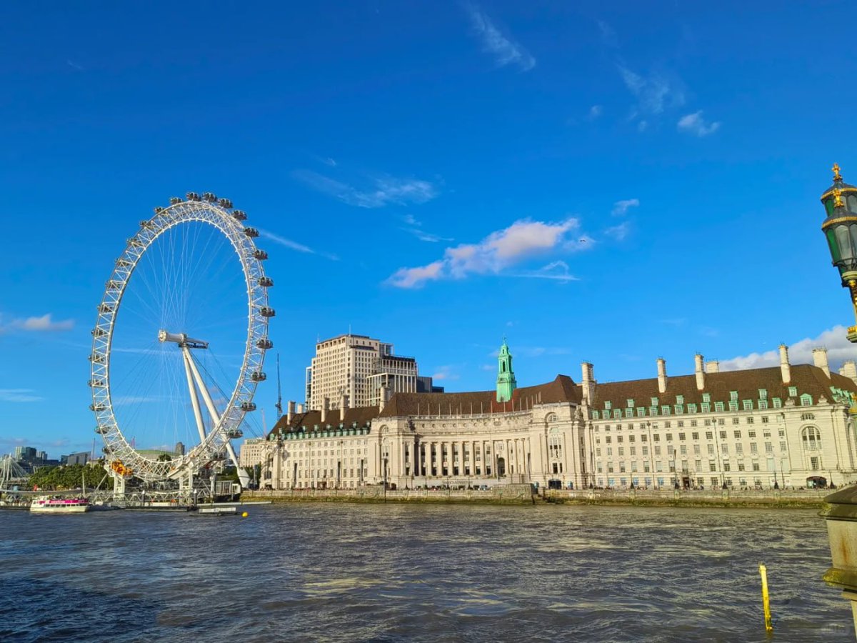 You should visit the London Eye in this weather. This is probably the most expensive Ferris wheel I've ever been on, but the view is really good.
