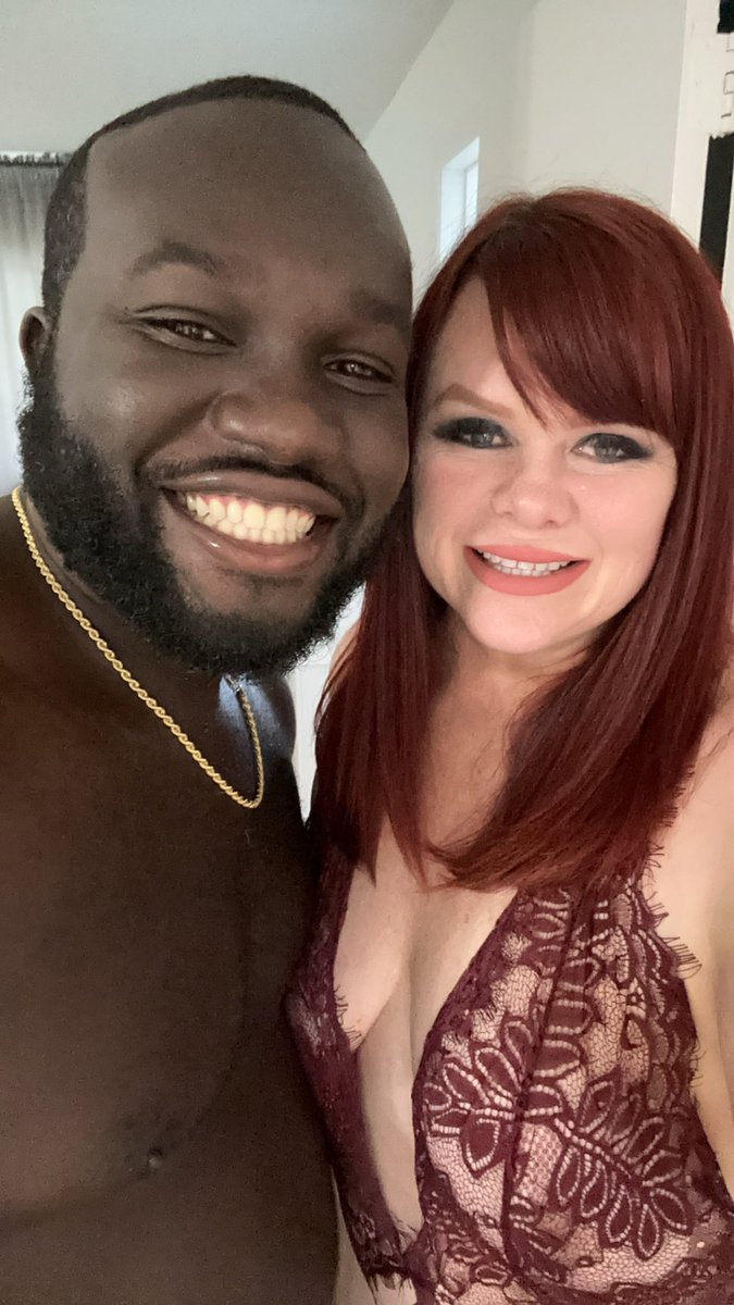 Big Booty Marcy’s pics and videos