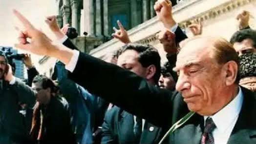 TurkesGuney's tweet photo. Bozkurt; Türk’ün sembolüdür.
#bozkurt
#UEFA https://t.co/UT56A5tXMT