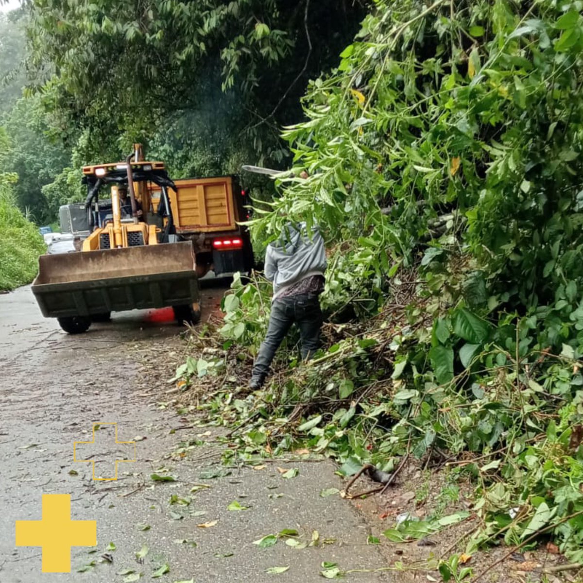 🚧👷‍♂️Con el respaldo de contratista de obra de la Gobernación de Caldas, hemos habilitado la vía Manizales - Neira, específicamente en el sector de La Balastrera. Este esfuerzo está orientado a continuar proporcionando carreteras más seguras y confiables para todos los usuarios.
