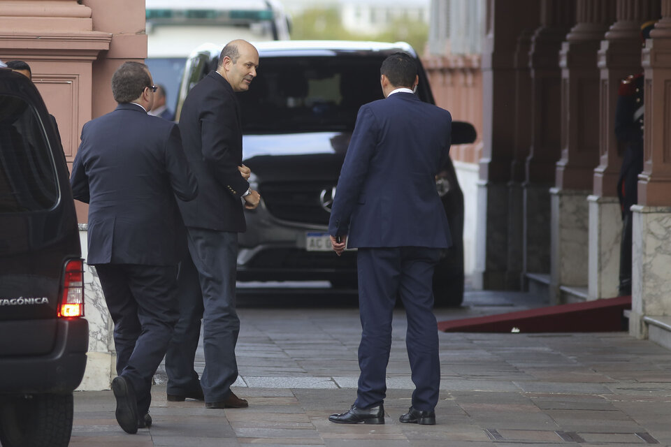 elmedioinfook's tweet image. Achicar el Estado, reducir el gasto y desregular: las 27 funciones del ministerio de Sturzenegger #sturzenegger  #ajuste #ajustar #reducir #estado #argentina 
elmedioinfo.com.ar/2024/07/05/ach…